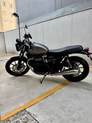 TRIUMPH SPEED TWIN 900 TRIUMPH SPEED TWIN 900